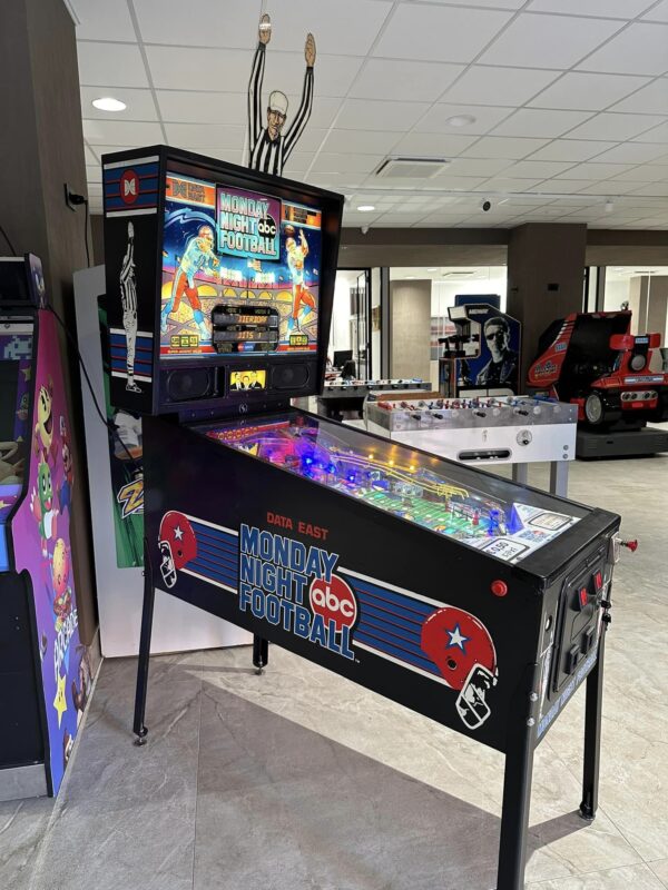 Monday Night Football™ Pinball Machine by Stern